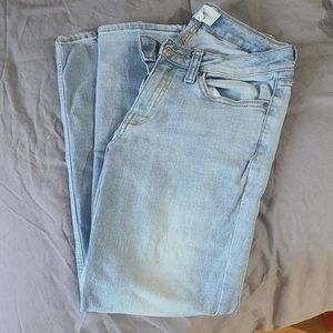 Light wash jeans